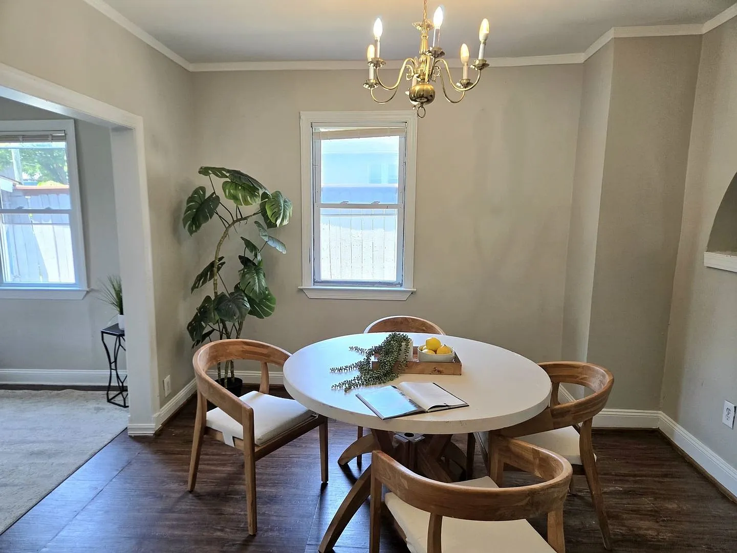 4 Bedroom Single Family Home in Fairmount Heights — Photo 4