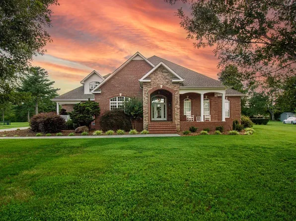 323 Ridgecrest Dr, Winchester, TN 37398