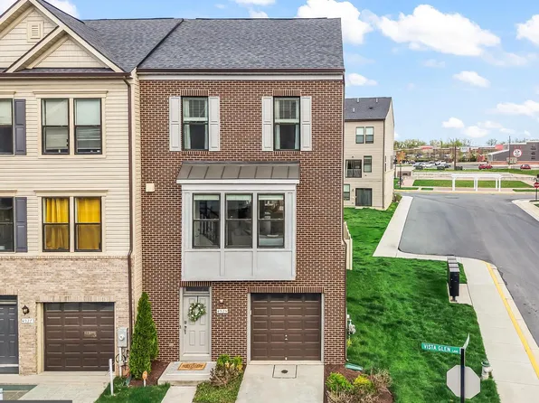 4925 Vista Glen Ln, Lanham, MD 20706