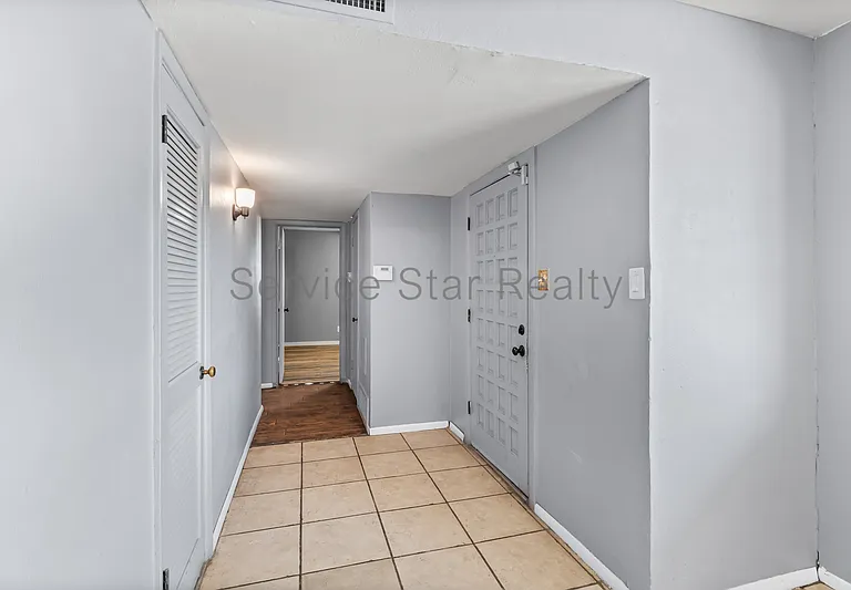 5939 W Orange Dr — Photo 4