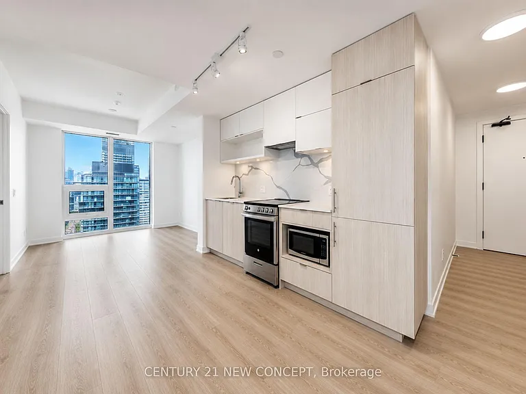 100 Queen St E #3608 — Photo 6