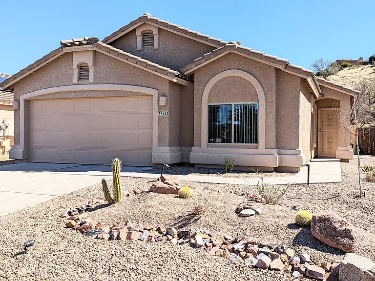39625 S Old Arena Dr — Photo 3