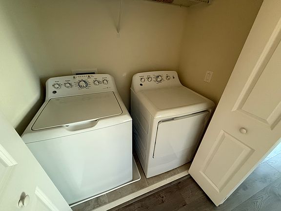 4th image of 11060 Whistling Pine Way