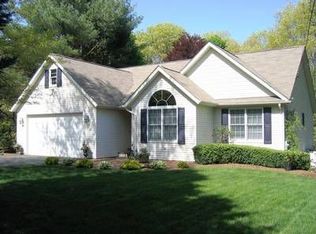 21 Lang Dr, North Kingstown, RI 02852