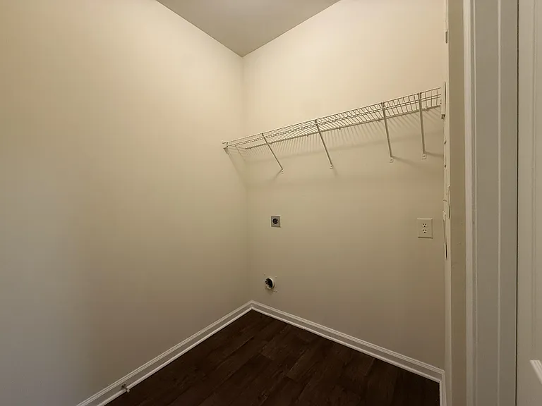 Wesley Kensington Apartments at Stonecrest — Photo 248