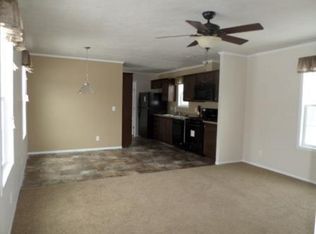 2915 N Sandy Dr, Ludington, MI