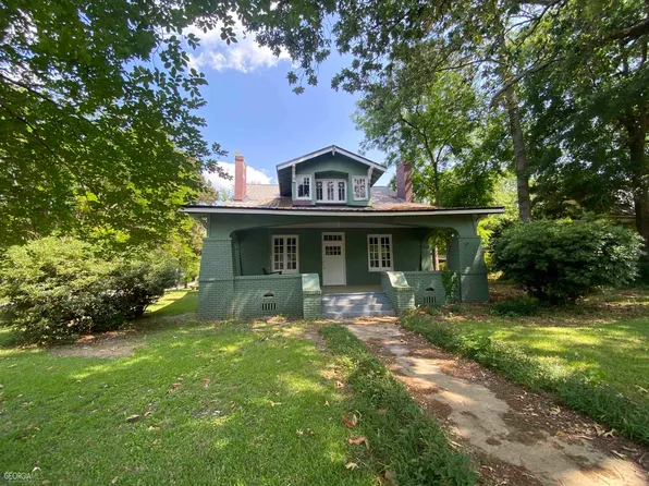 166 E Beech St, Cochran, GA 31014