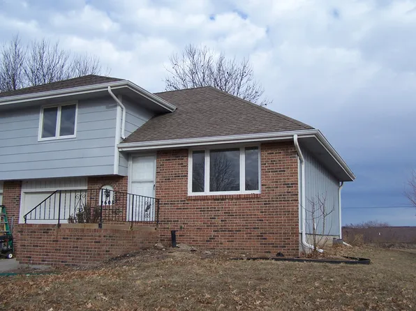 2608 Tiana Ter, Manhattan, KS 66502