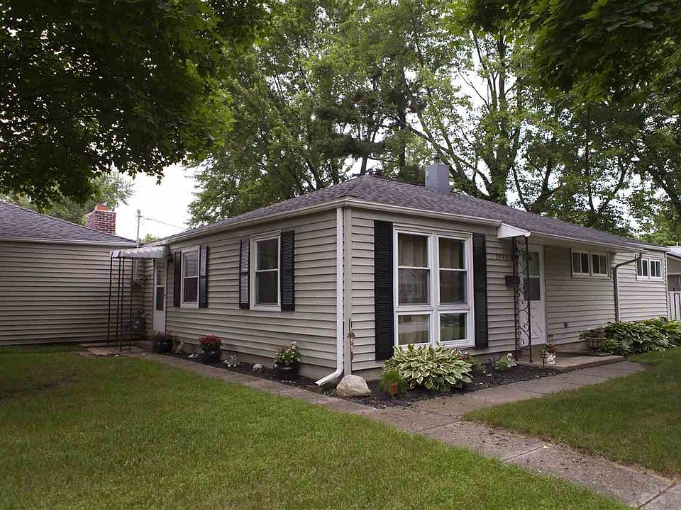 1st image of 3005 Essex Dr