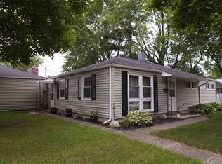 3005 Essex Dr, South Bend, IN