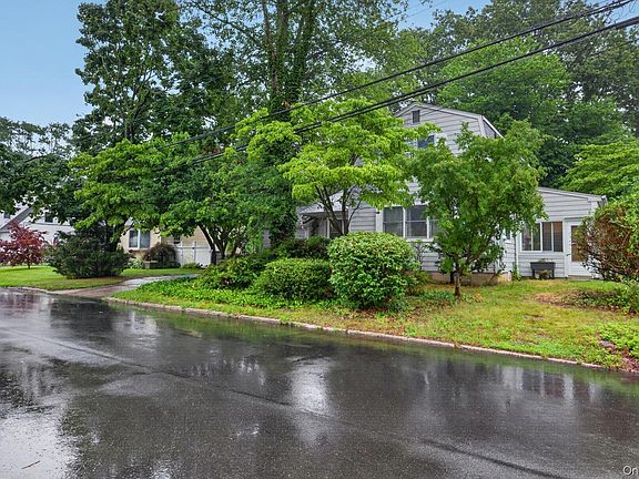2nd image of 12 W Haven Drive