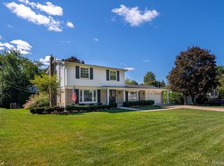 2565 Alveston Dr, Bloomfield Hills, MI 48304