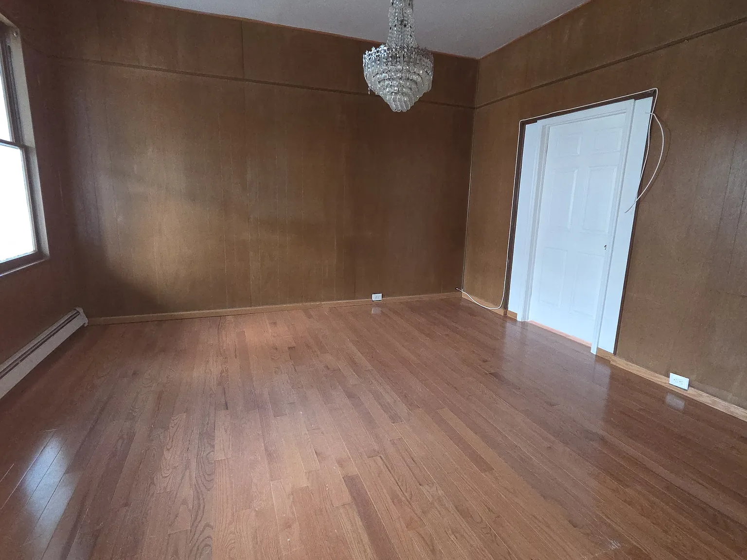 4 bed, 1300 sqft, $3,100 — Photo 3