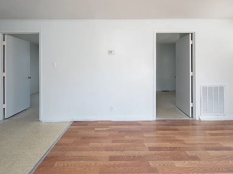 515 W Davidson Ave — Photo 8