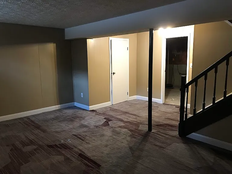 4583 Middlecourt Dr — Photo 13