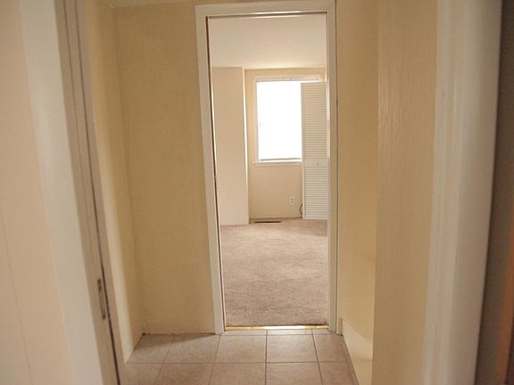4th image of 1513 Wentworth Ave