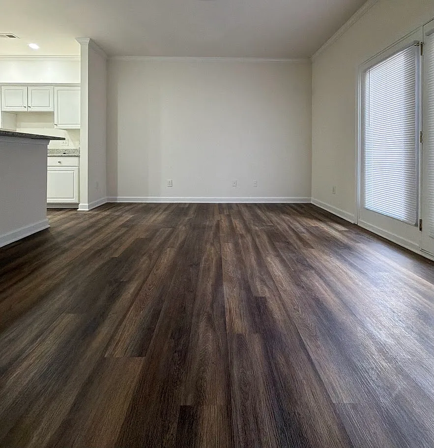 2 bed, 2.5 bath, 1332 sqft, $1,595 — Photo 3