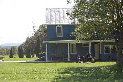 House/read porch