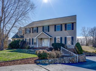 472 Edgemont Cir, Vinton, VA 24179
