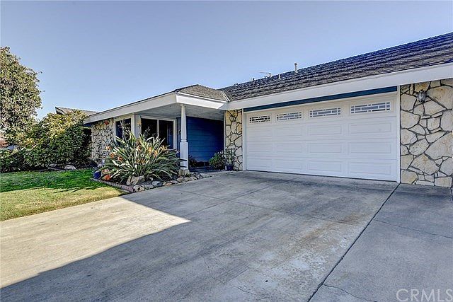 1st image of 7042 Stonewood Dr