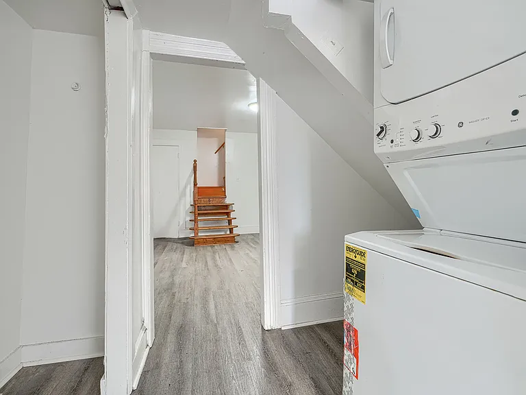 1803 W Baltimore St #1 — Photo 5