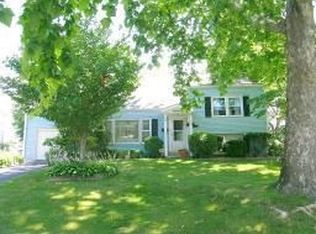 39 Kincaid Dr, Yonkers, NY 10710