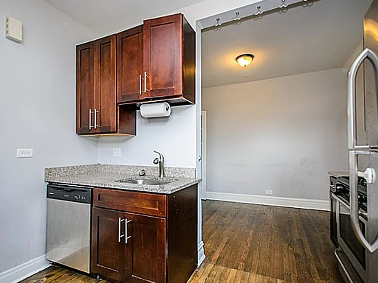 1451 W Balmoral Ave #1N — Photo 5