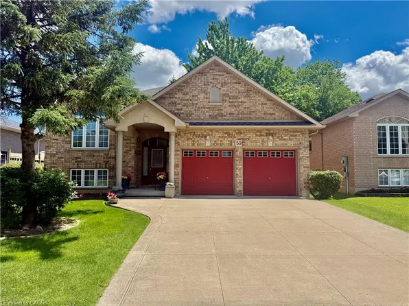 59 Jeremy St, Hamilton, ON L9A 5J8