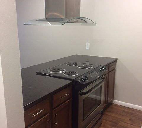 2nd image of 3116 Girard Ave S APT 106