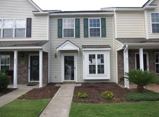 807 Wilshire Ln, Murrells Inlet, SC 29576