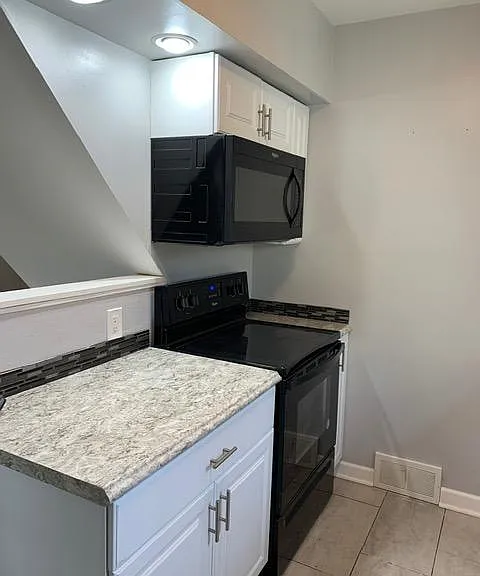 6019 University Ave — Photo 13