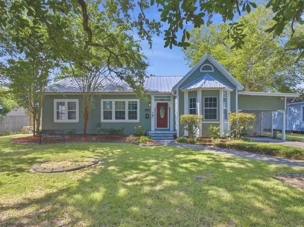 147 W Oak Ln, Lake Charles, LA 70605
