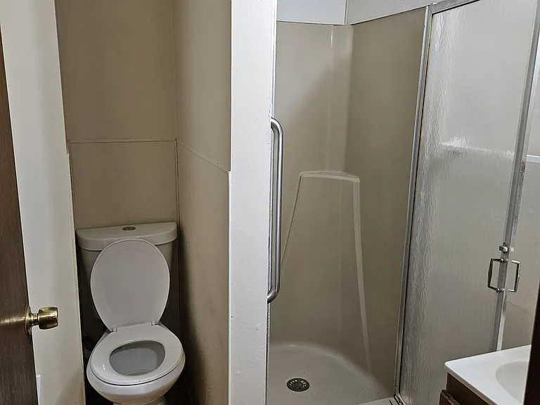 1233 Main St #11 — Photo 4