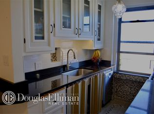 43-01 46th St #6B, Queens, NY 11104