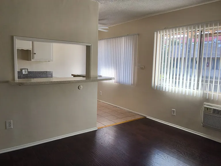 109 Almansor St — Photo 13