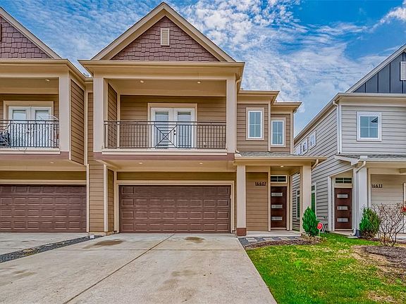 3rd image of 16607 Oasis Meadow Ln