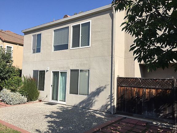 5th image of 1634 Wyndham Dr