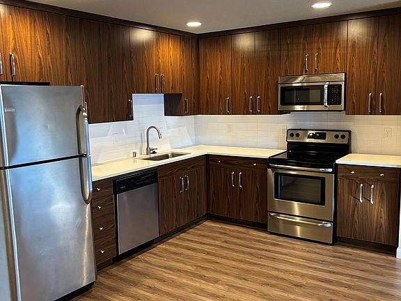 4th image of 8603 NE 37th St