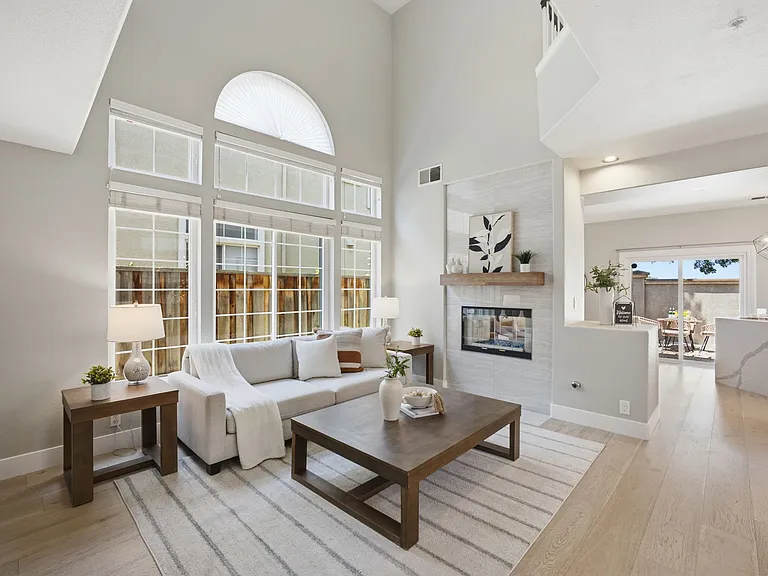 8511 Mahogany Pl — Photo 3
