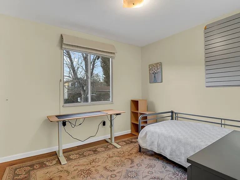 1009 Pioneer Ln — Photo 11
