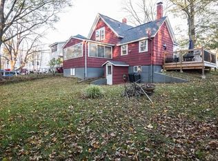 6 Lovell St, Middleboro, MA 02346