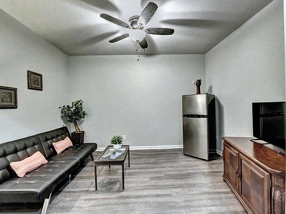 Nice living room with queen sofa bed.