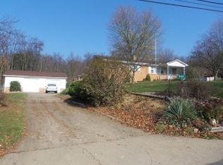 2763 Wylie Ridge Rd, Weirton, WV 26062