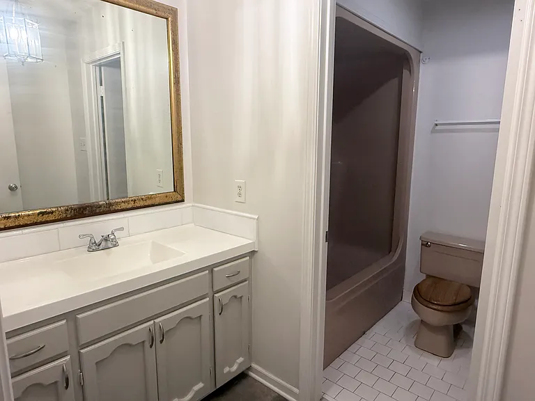 2912 Lancelot Dr — Photo 13