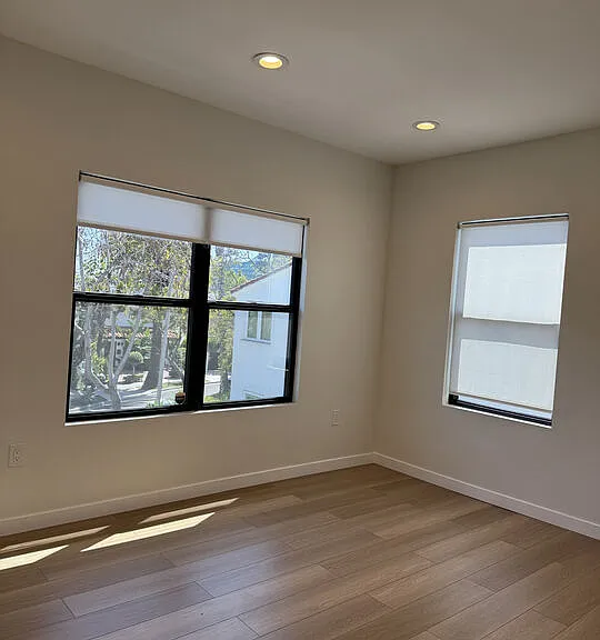8587-8587 1/2 Rugby Dr — Photo 7