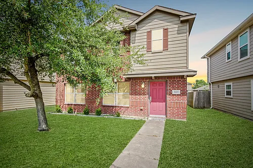 1223 Grassy View Dr Photo 1