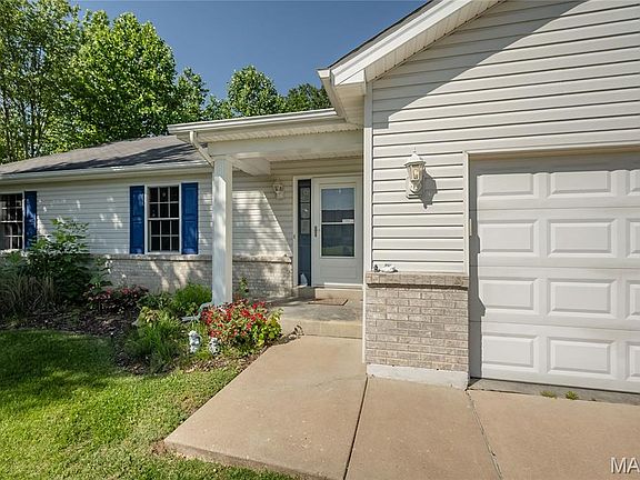 5th image of 3842 Bedford Pointe Dr