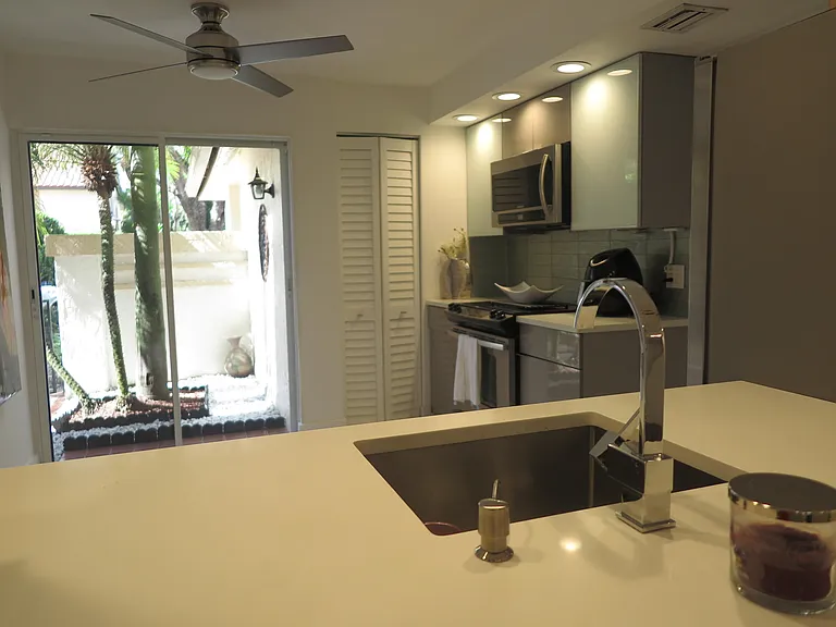 7875 La Mirada Dr — Photo 11