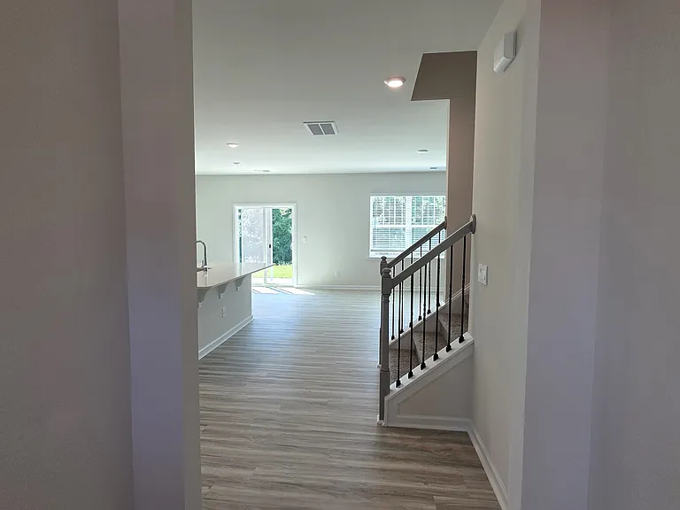 1600 Secrest Commons Dr — Photo 14