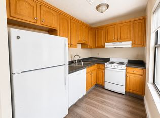 1096 Boylston St #5, Boston, MA 02215